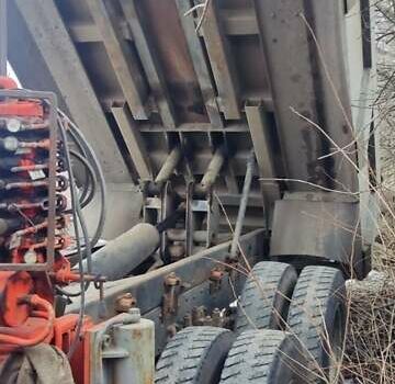 Желтый КамАЗ 53229, объемом двигателя 10.8 л и пробегом 108 тыс. км за 15867 $, фото 4 на Automoto.ua