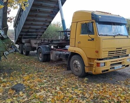 Желтый КамАЗ 5460, объемом двигателя 11.76 л и пробегом 360 тыс. км за 12500 $, фото 2 на Automoto.ua