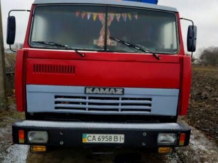 КамАЗ 55102 1989 в Умани на Automoto.ua Красный КамАЗ 55102, объемом двигателя 0.11 л и пробегом 0 тыс. км за 7500 $, фото 1 на Automoto.ua