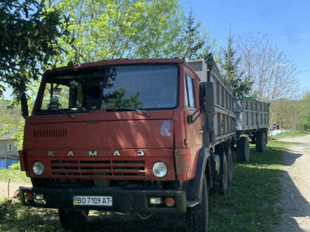 Красный КамАЗ 55102, объемом двигателя 10.85 л и пробегом 100 тыс. км за 8300 $, фото 1 на Automoto.ua