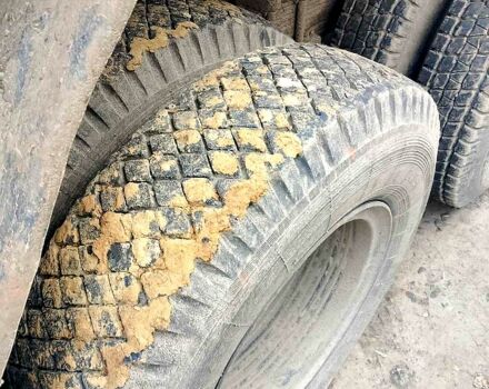 Желтый КамАЗ 55102, объемом двигателя 10.8 л и пробегом 160 тыс. км за 8300 $, фото 13 на Automoto.ua