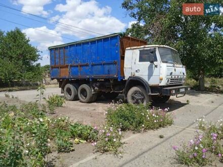КамАЗ 55102 1985 в Баштанке на Automoto.ua Серый КамАЗ 55102, объемом двигателя 10.9 л и пробегом 100 тыс. км за 4100 $, фото 1 на Automoto.ua