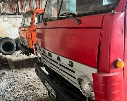 Красный КамАЗ 5511, объемом двигателя 10.85 л и пробегом 300 тыс. км за 8000 $, фото 1 на Automoto.ua