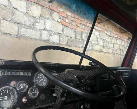 Красный КамАЗ 5511, объемом двигателя 10.85 л и пробегом 300 тыс. км за 8000 $, фото 6 на Automoto.ua