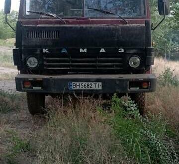 КамАЗ 5511 1981 в Рени на Automoto.ua Красный КамАЗ 5511, объемом двигателя 10.85 л и пробегом 369 тыс. км за 5200 $, фото 1 на Automoto.ua