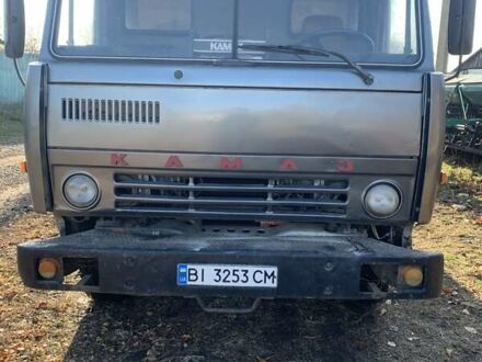 КамАЗ 5511 1983 в Чутове на Automoto.ua Серый КамАЗ 5511, объемом двигателя 10.85 л и пробегом 50 тыс. км за 6000 $, фото 1 на Automoto.ua