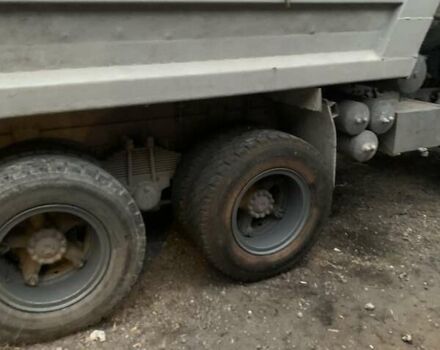 Зеленый КамАЗ 5511, объемом двигателя 10.85 л и пробегом 1000 тыс. км за 7500 $, фото 3 на Automoto.ua