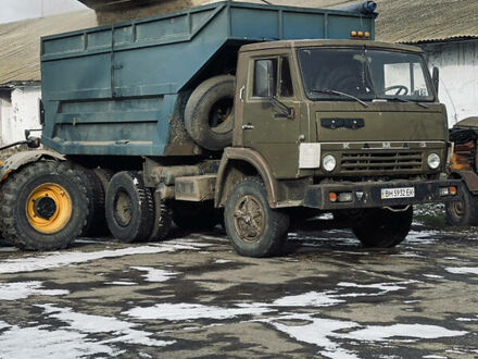 КамАЗ 5511 1986 в Тарутино на Automoto.ua Зеленый КамАЗ 5511, объемом двигателя 11 л и пробегом 100 тыс. км за 10000 $, фото 1 на Automoto.ua