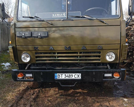 Зеленый КамАЗ 5511, объемом двигателя 10.8 л и пробегом 150 тыс. км за 12500 $, фото 1 на Automoto.ua