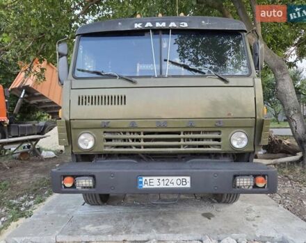 Зеленый КамАЗ 55111, объемом двигателя 11 л и пробегом 100 тыс. км за 15700 $, фото 1 на Automoto.ua