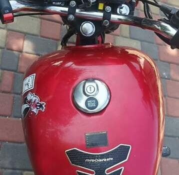 Червоний Кануні Ігл, об'ємом двигуна 13 л та пробігом 8 тис. км за 544 $, фото 5 на Automoto.ua