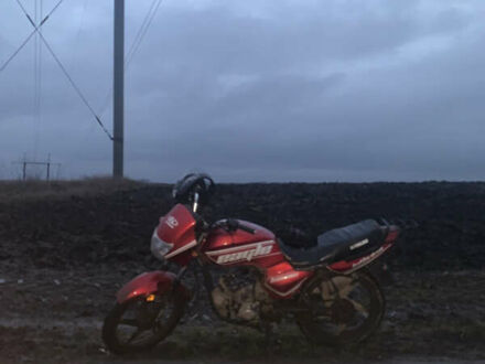 Красный Кануни Игл, объемом двигателя 0.15 л и пробегом 6 тыс. км за 354 $, фото 1 на Automoto.ua