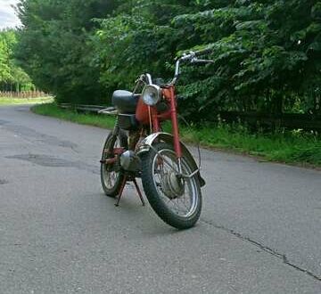 Карпаты В-50 1992 в Луцке на Automoto.ua Красный Карпаты В-50, объемом двигателя 0.05 л и пробегом 27 тыс. км за 180 $, фото 1 на Automoto.ua