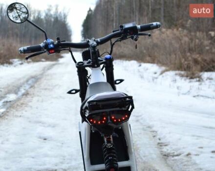 Белый Кастом Кастом, объемом двигателя 0 л и пробегом 12 тыс. км за 3400 $, фото 18 на Automoto.ua