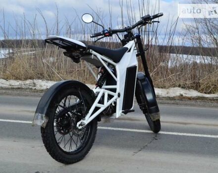 Белый Кастом Кастом, объемом двигателя 0 л и пробегом 12 тыс. км за 3400 $, фото 13 на Automoto.ua