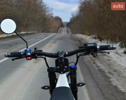 Белый Кастом Кастом, объемом двигателя 0 л и пробегом 12 тыс. км за 3400 $, фото 11 на Automoto.ua