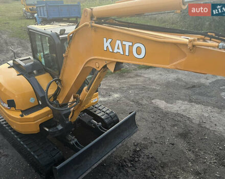 Желтый Като ХД, объемом двигателя 4.2 л и пробегом 1 тыс. км за 57000 $, фото 2 на Automoto.ua