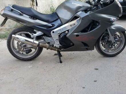 Кавасакі 1200 2003 у Херсоні на Automoto.ua Сірий Кавасакі 1200, об'ємом двигуна 1.2 л та пробігом 48 тис. км за 3700 $, фото 1 на Automoto.ua