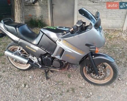 Кавасаки 400, объемом двигателя 0 л и пробегом 54 тыс. км за 1300 $, фото 5 на Automoto.ua