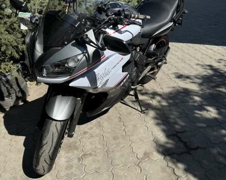 Кавасаки 400, объемом двигателя 0 л и пробегом 27 тыс. км за 4400 $, фото 5 на Automoto.ua