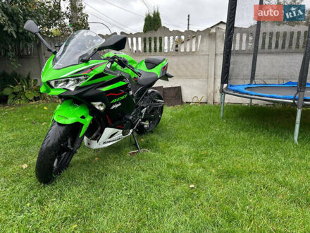 Кавасаки 400, объемом двигателя 0.4 л и пробегом 27 тыс. км за 5500 $, фото 1 на Automoto.ua