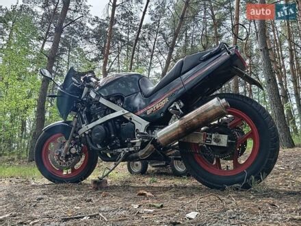 Кавасакі GPZ 1998 у Сумах на Automoto.ua Чорний Кавасакі GPZ, об'ємом двигуна 0 л та пробігом 447 тис. км за 2163 $, фото 1 на Automoto.ua