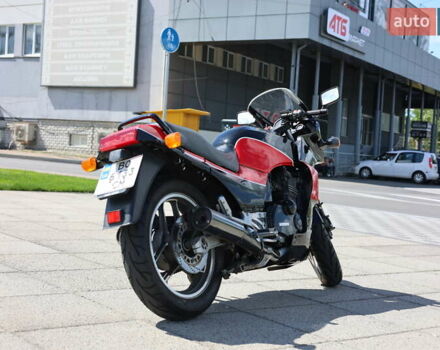 Кавасаки ГПЗ, объемом двигателя 0.75 л и пробегом 40 тыс. км за 2999 $, фото 4 на Automoto.ua