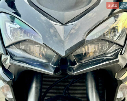 Черный Кавасаки Ниндзя, объемом двигателя 1.04 л и пробегом 22 тыс. км за 11000 $, фото 13 на Automoto.ua