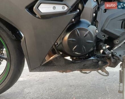 Чорний Кавасакі Ніндзя, об'ємом двигуна 0.65 л та пробігом 16 тис. км за 9000 $, фото 4 на Automoto.ua