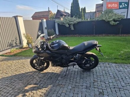 Черный Кавасаки Ниндзя, объемом двигателя 0.4 л и пробегом 17 тыс. км за 3999 $, фото 1 на Automoto.ua