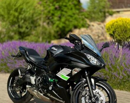 Черный Кавасаки Ниндзя, объемом двигателя 0.65 л и пробегом 14 тыс. км за 7200 $, фото 1 на Automoto.ua