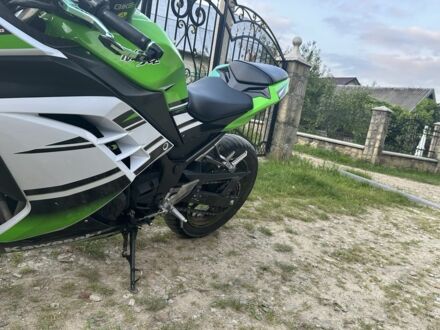 Кавасаки Ниндзя, объемом двигателя 0.3 л и пробегом 0 тыс. км за 1750 $, фото 1 на Automoto.ua