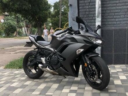 Кавасаки Ниндзя 2021 в Кропивницком (Кировограде) на Automoto.ua Кавасаки Ниндзя, объемом двигателя 0.65 л и пробегом 9 тыс. км за 8500 $, фото 1 на Automoto.ua