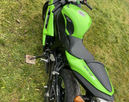 Зеленый Кавасаки Ниндзя, объемом двигателя 0.6 л и пробегом 26 тыс. км за 6500 $, фото 2 на Automoto.ua