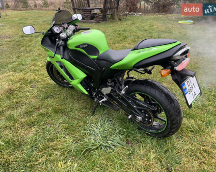 Зеленый Кавасаки Ниндзя, объемом двигателя 0.6 л и пробегом 26 тыс. км за 6500 $, фото 4 на Automoto.ua