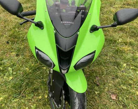 Зеленый Кавасаки Ниндзя, объемом двигателя 0.6 л и пробегом 26 тыс. км за 6500 $, фото 3 на Automoto.ua
