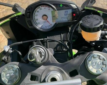 Зеленый Кавасаки Ниндзя, объемом двигателя 0.6 л и пробегом 15 тыс. км за 10200 $, фото 2 на Automoto.ua