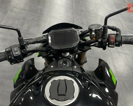 Кавасаки З, объемом двигателя 0.95 л и пробегом 0 тыс. км за 14573 $, фото 8 на Automoto.ua