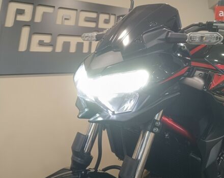 Кавасакі Z, об'ємом двигуна 0.65 л та пробігом 0 тис. км за 11081 $, фото 13 на Automoto.ua