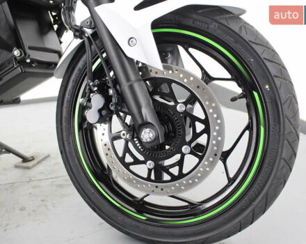 Серый Кавасаки З, объемом двигателя 0.1 л и пробегом 1 тыс. км за 5500 $, фото 24 на Automoto.ua