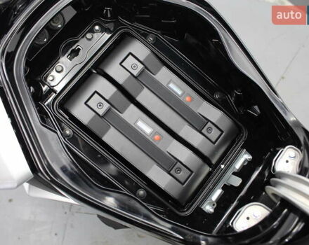 Серый Кавасаки З, объемом двигателя 0.1 л и пробегом 1 тыс. км за 5500 $, фото 27 на Automoto.ua