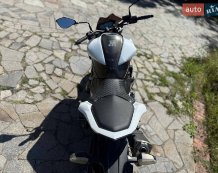 Белый Кавасаки ЗР, объемом двигателя 0.81 л и пробегом 23 тыс. км за 7000 $, фото 6 на Automoto.ua