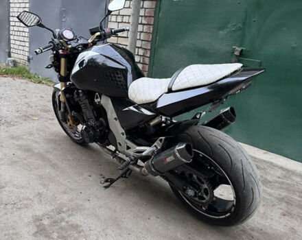 Черный Кавасаки ЗР, объемом двигателя 1 л и пробегом 45 тыс. км за 4600 $, фото 2 на Automoto.ua