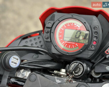 Красный Кавасаки ЗР, объемом двигателя 0.75 л и пробегом 460 тыс. км за 6200 $, фото 9 на Automoto.ua