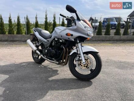 Кавасаки ЗР 2003 в Луцке на Automoto.ua Серый Кавасаки ЗР, объемом двигателя 0 л и пробегом 34 тыс. км за 3450 $, фото 1 на Automoto.ua
