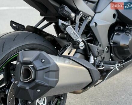 Чорний Кавасакі ЗКС, об'ємом двигуна 1.04 л та пробігом 1 тис. км за 18500 $, фото 15 на Automoto.ua