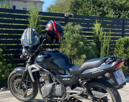 Чорний Кавасакі  ER 500, об'ємом двигуна 0.5 л та пробігом 55 тис. км за 2350 $, фото 6 на Automoto.ua