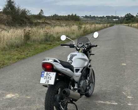 Серый Кавасаки  ER 500, объемом двигателя 0.5 л и пробегом 32 тыс. км за 2400 $, фото 2 на Automoto.ua