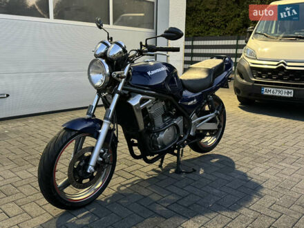 Кавасаки ER 500 1999 в Киеве на Automoto.ua Синий Кавасаки ER 500, объемом двигателя 0.5 л и пробегом 40 тыс. км за 2550 $, фото 1 на Automoto.ua