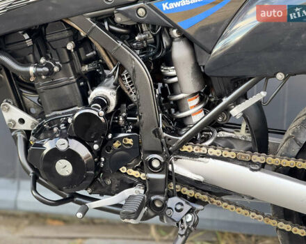 Черный Кавасаки D-Tracker 250, объемом двигателя 0.25 л и пробегом 17 тыс. км за 4000 $, фото 8 на Automoto.ua